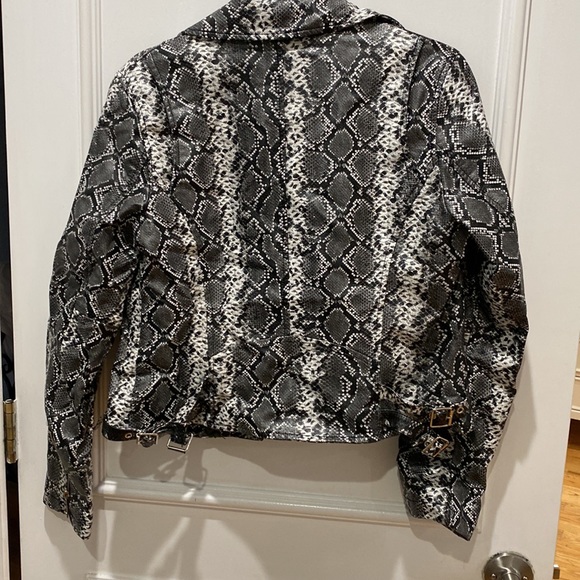 Vigoss Womens leather jacket - Picture 3 of 3